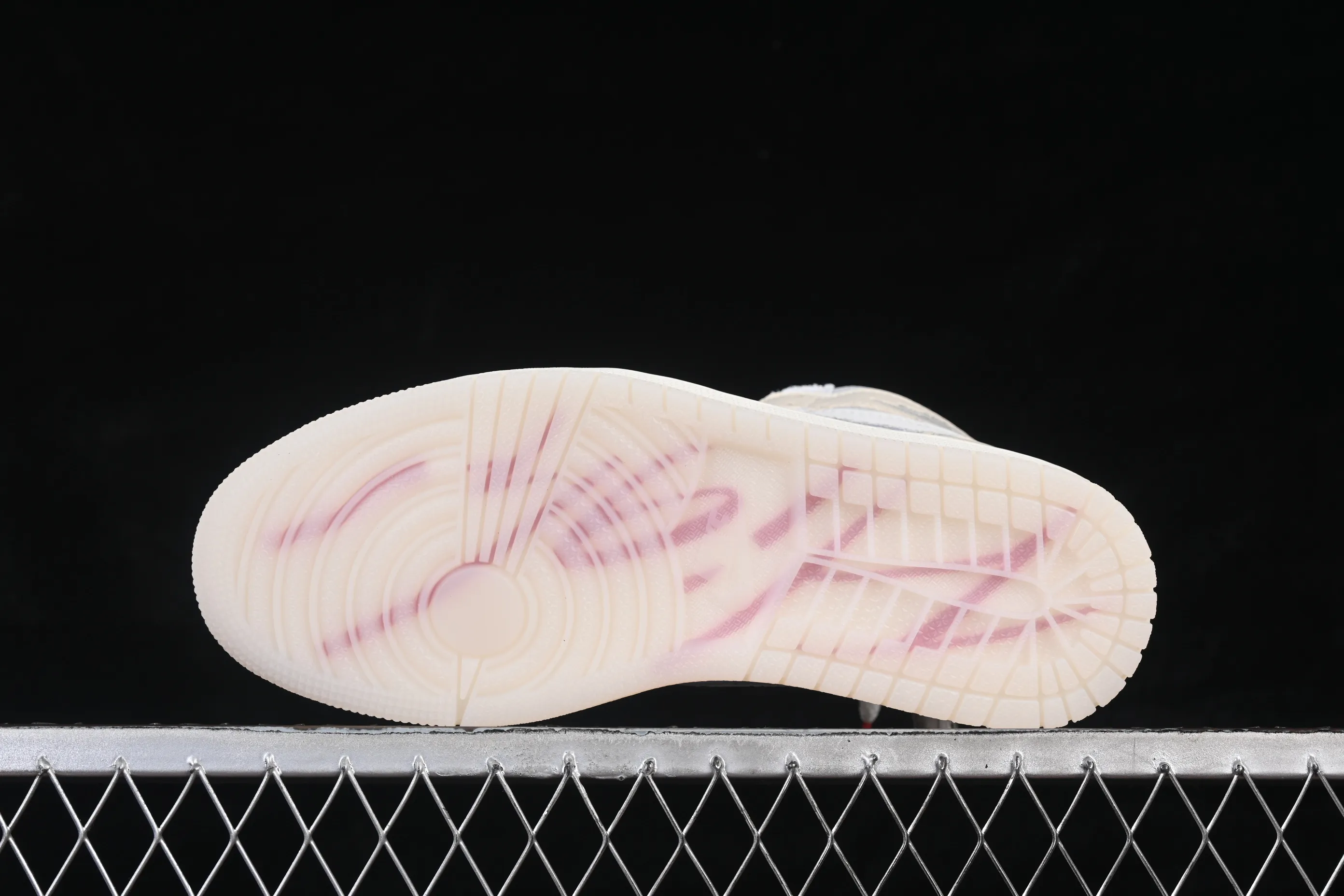 All categories Air Jordan Jordan series basketball shoes Air Jordan 1 High Air Jordan 1 High OG AJ1 Joe 1 ivory white high-top basketball shoes IH4363-100